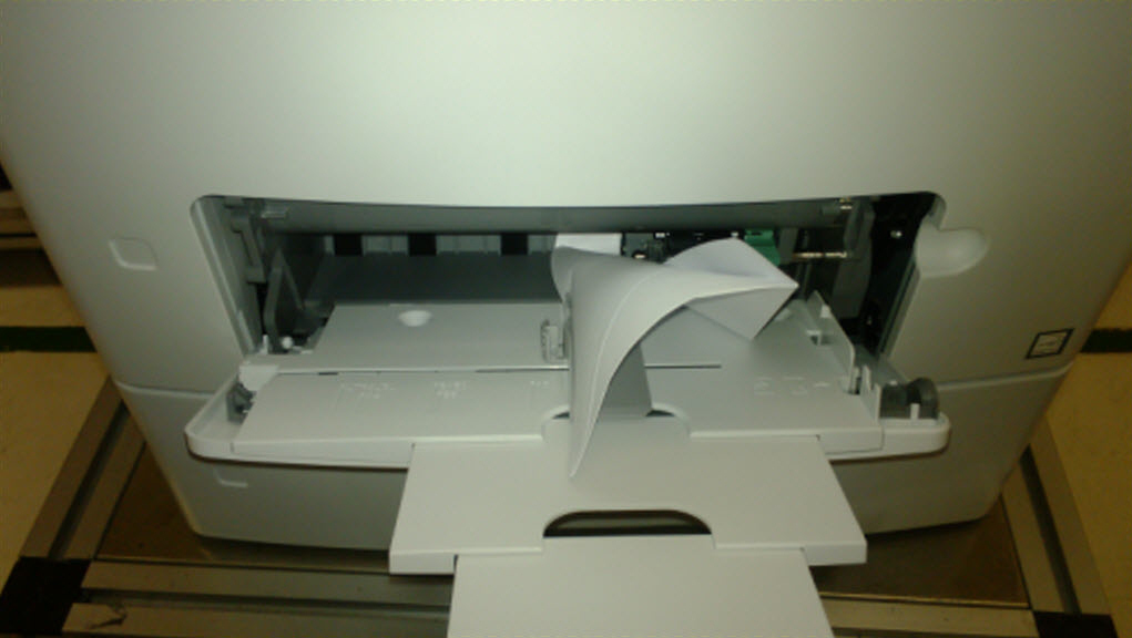 250.05 Paper jam failed to feed paper from the Multi-Purpose